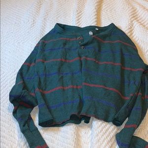 Super cute long sleeve cropped shirt